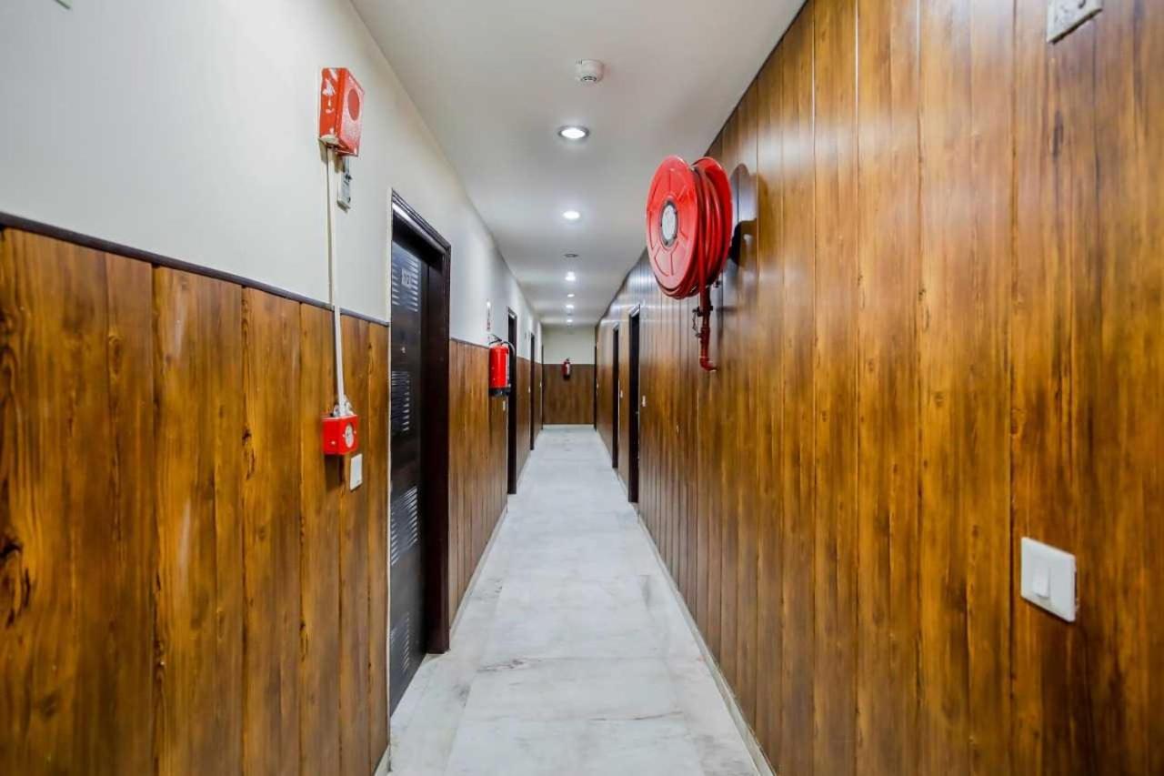 Hotel O Devi Palace 구르가온 외부 사진